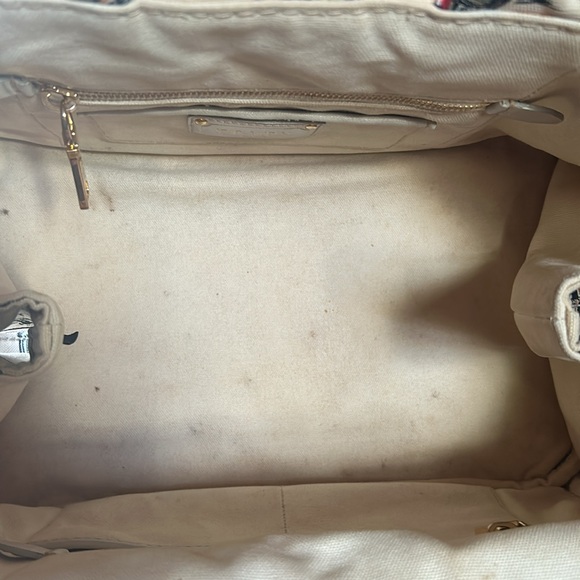 Prada Canapa American Car Hawaii RARE Ivory Tote Bag - Picture 13 of 15